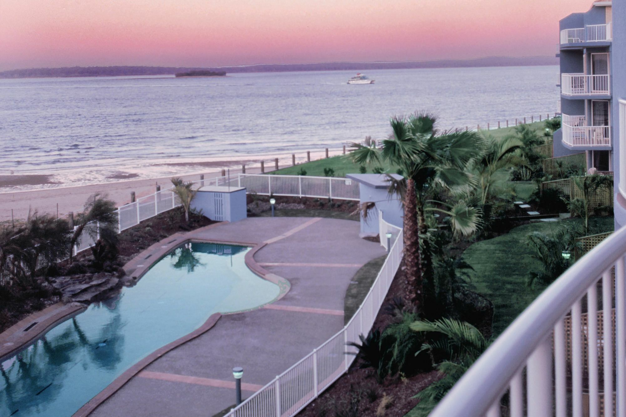 Breakfree Great Sandy Straits Hervey Bay Exterior photo